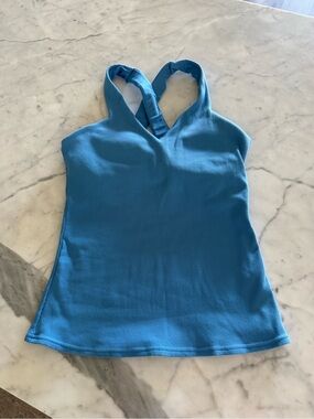 Alo Yoga Ribbed Elevate Tank Top in beautiful blue size M